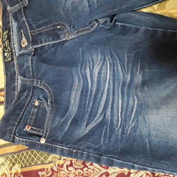 COSMOS JEANS - Picture 4 of 10